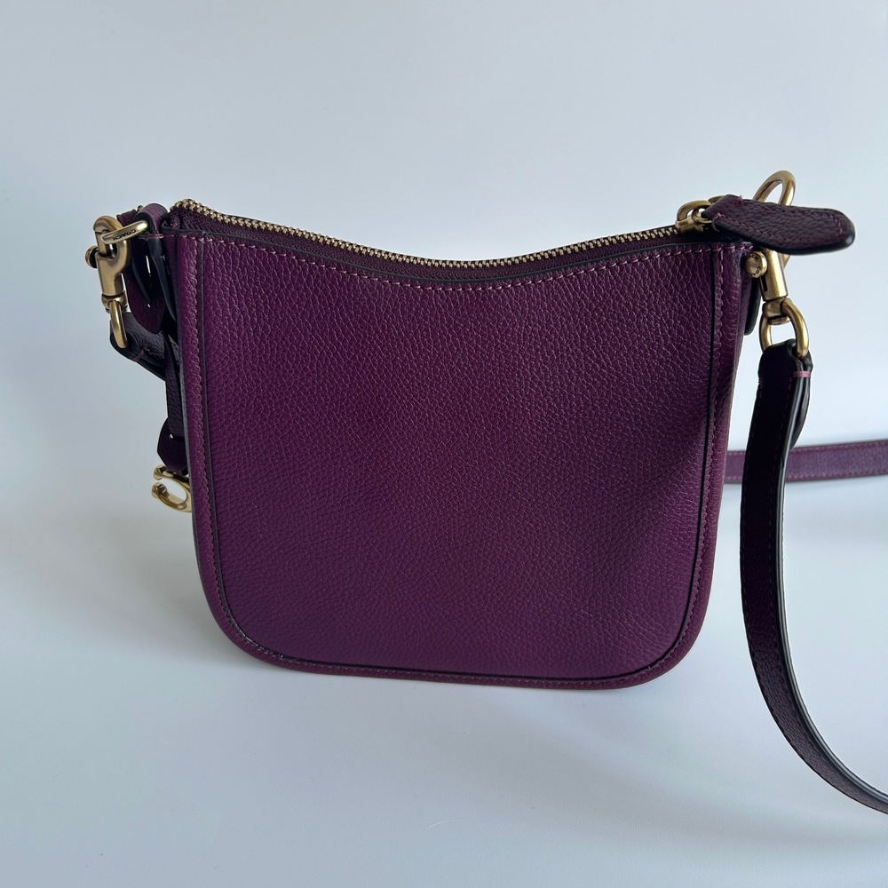 Coach Chaise Crossbody 19 Plum Pebble Leather Bag CC390 - Picture 3 of 9